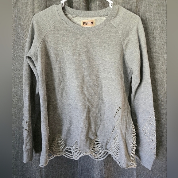 Pepin Sweatshirt V-Neck Cutout Distressed Grey Boho Chic Pullover Boho Sz S - Picture 1 of 4